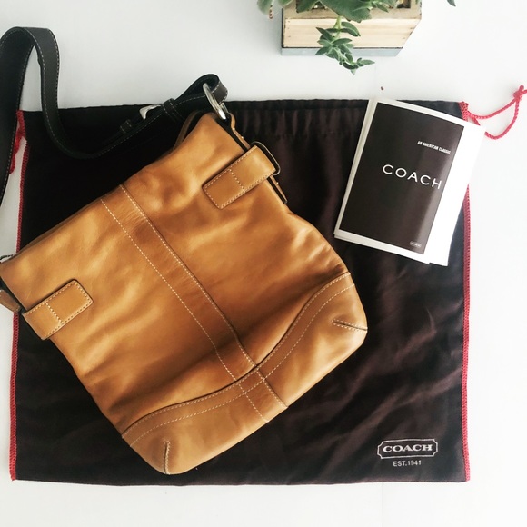 Vintage Camel COACH Shoulder Bag - Picture 2 of 7